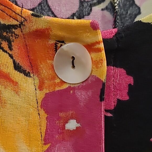 Home tailored floral top - Picture 4 of 10